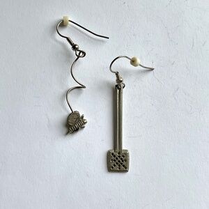Fly Swatter Earrings